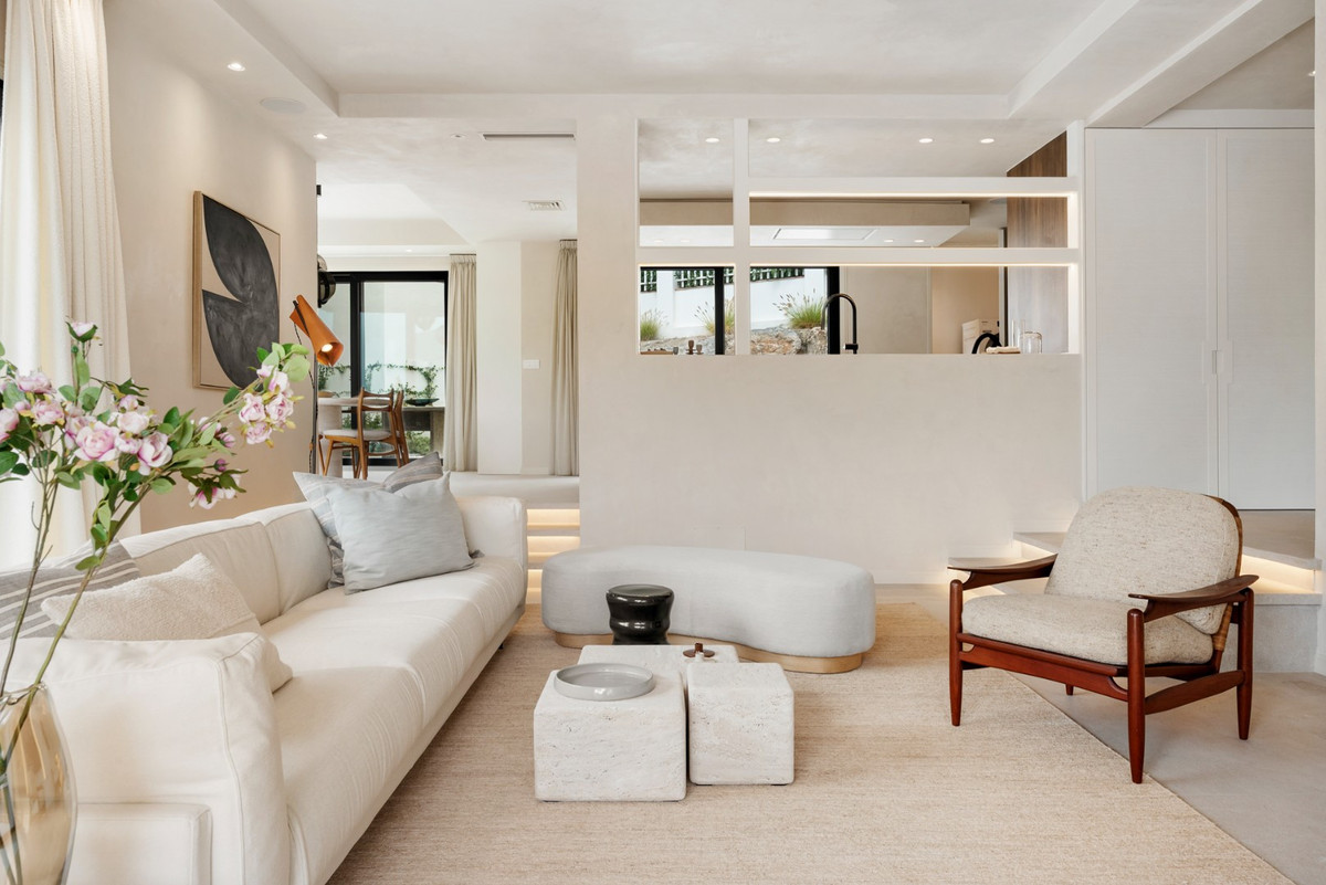 3 Bed Townhouse for sale in Estepona Costa Del Sol, Málaga, Spain