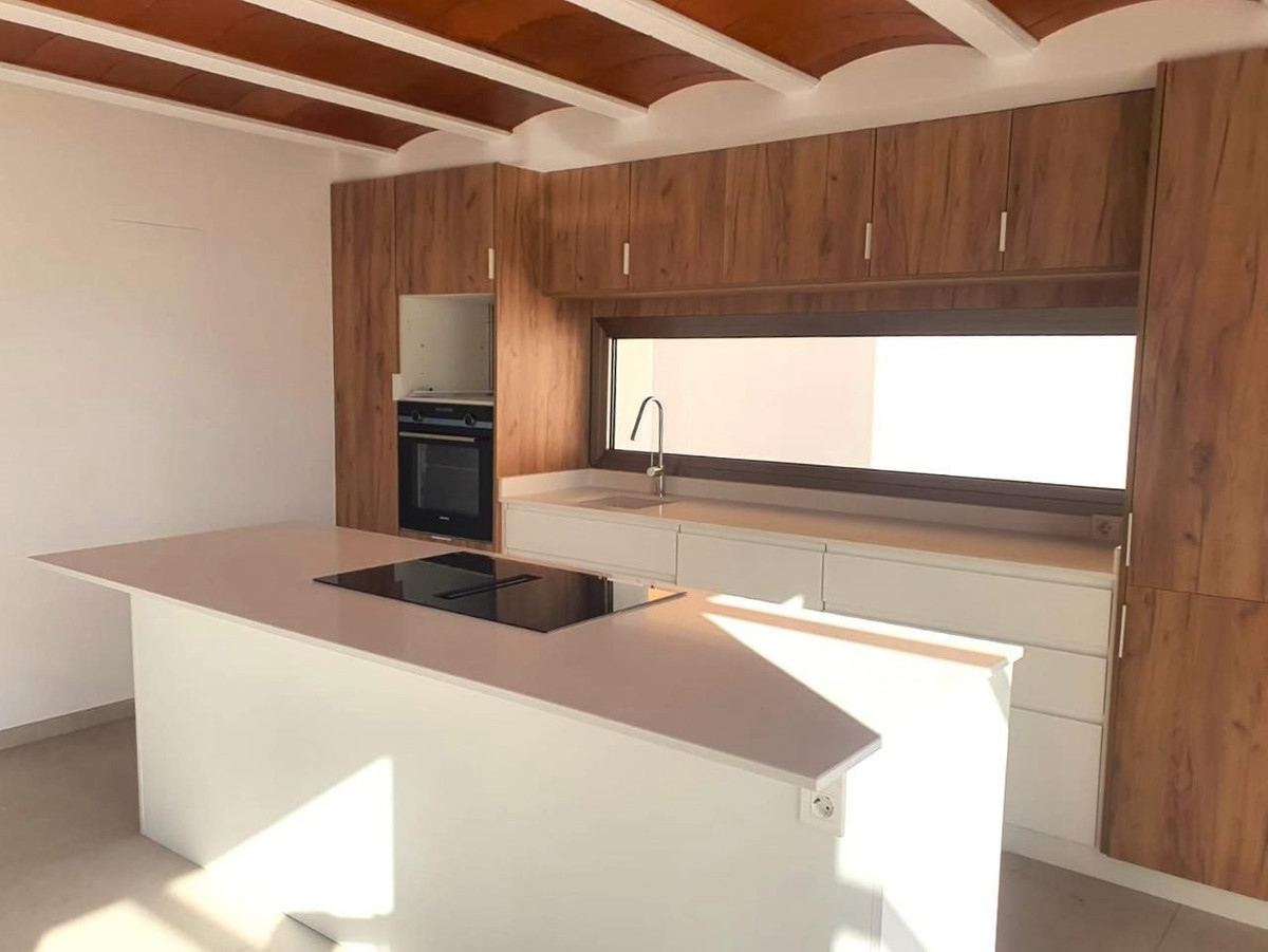 4 Bed Townhouse for sale in Orcheta Costa Blanca, Alicante, Spain