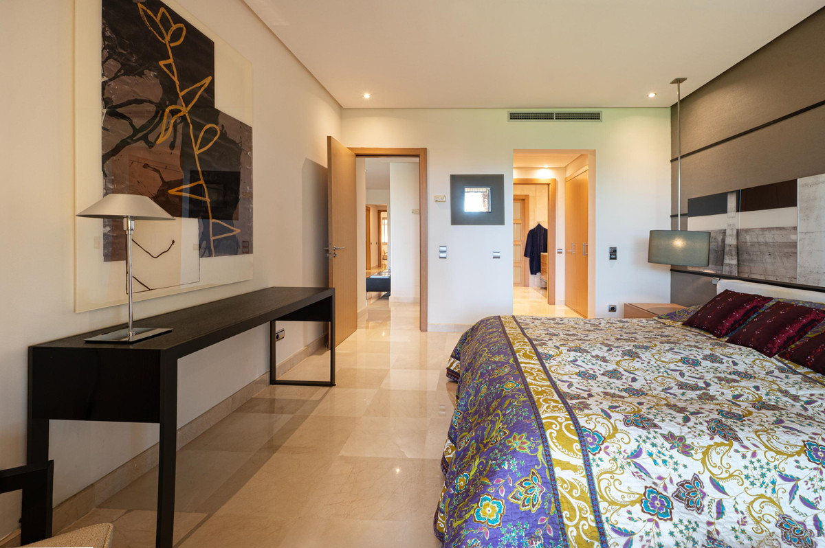 2 Bed Apartment for sale in Sierra Blanca Costa Del Sol, Málaga, Spain