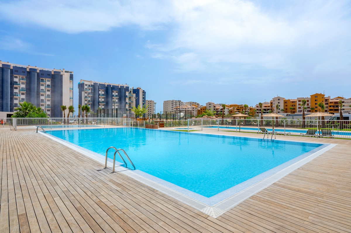 2 Bed Apartment for sale in Punta Prima Costa Blanca, Alicante, Spain