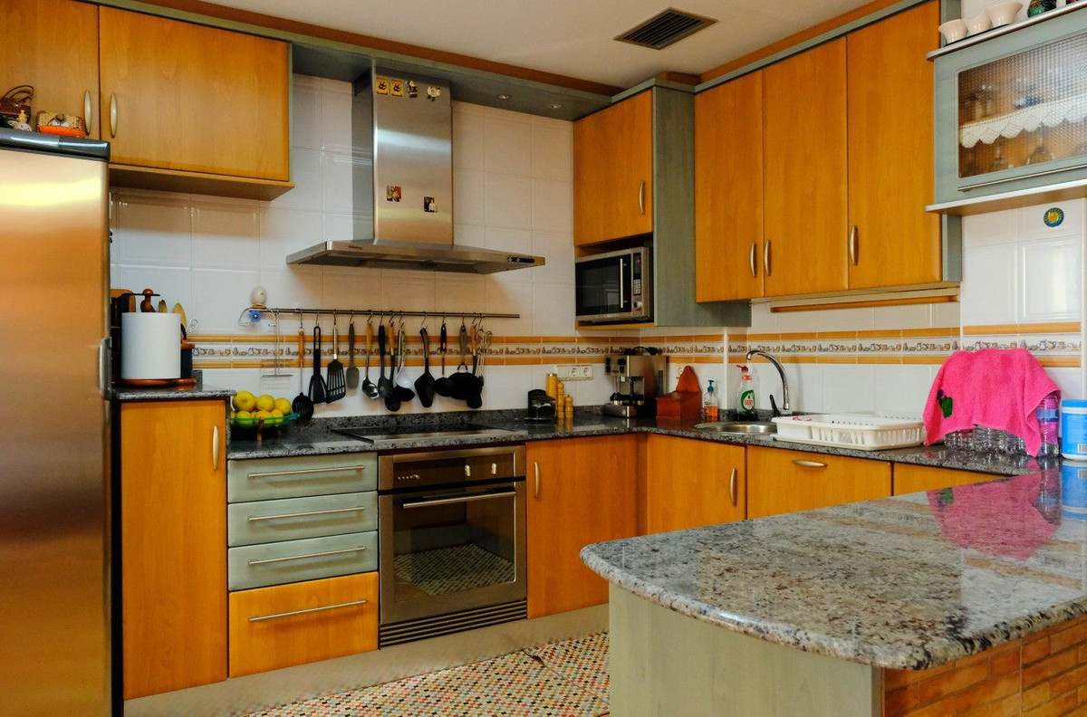 5 Bed Townhouse for sale in Orihuela Costa Blanca, Alicante, Spain