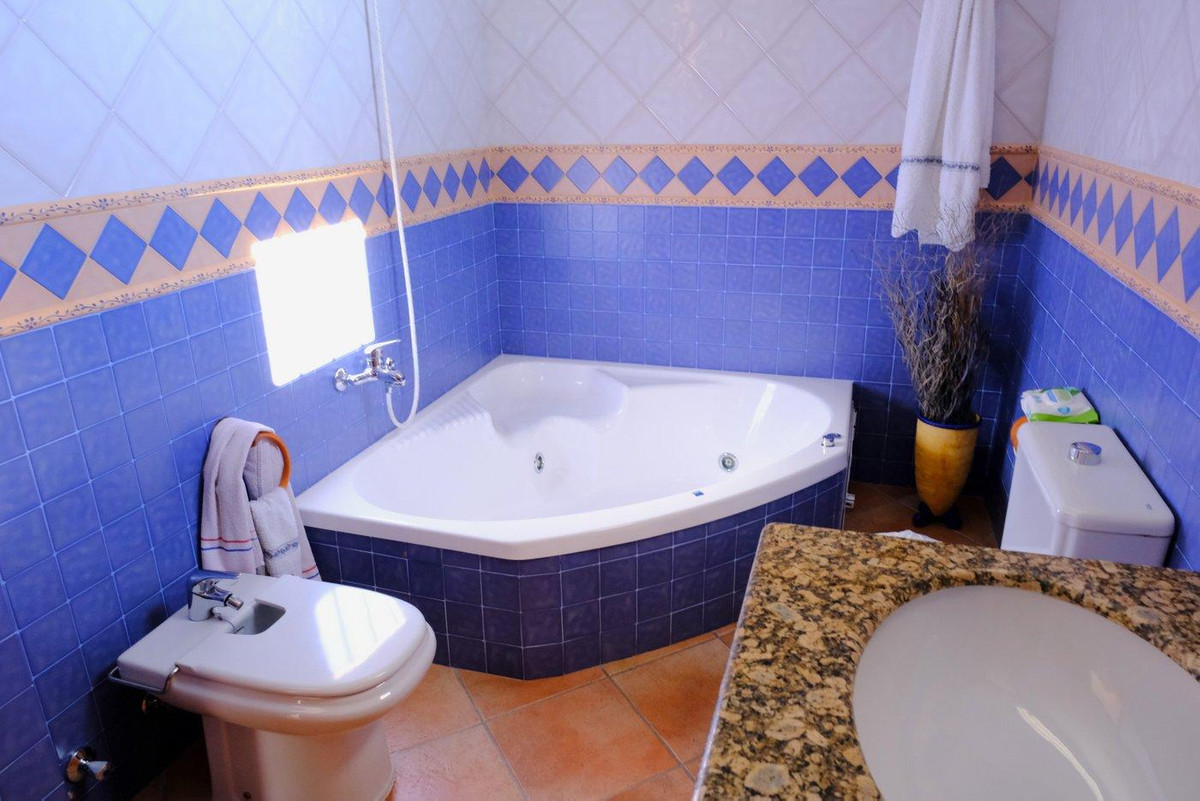 5 Bed Townhouse for sale in Orihuela Costa Blanca, Alicante, Spain