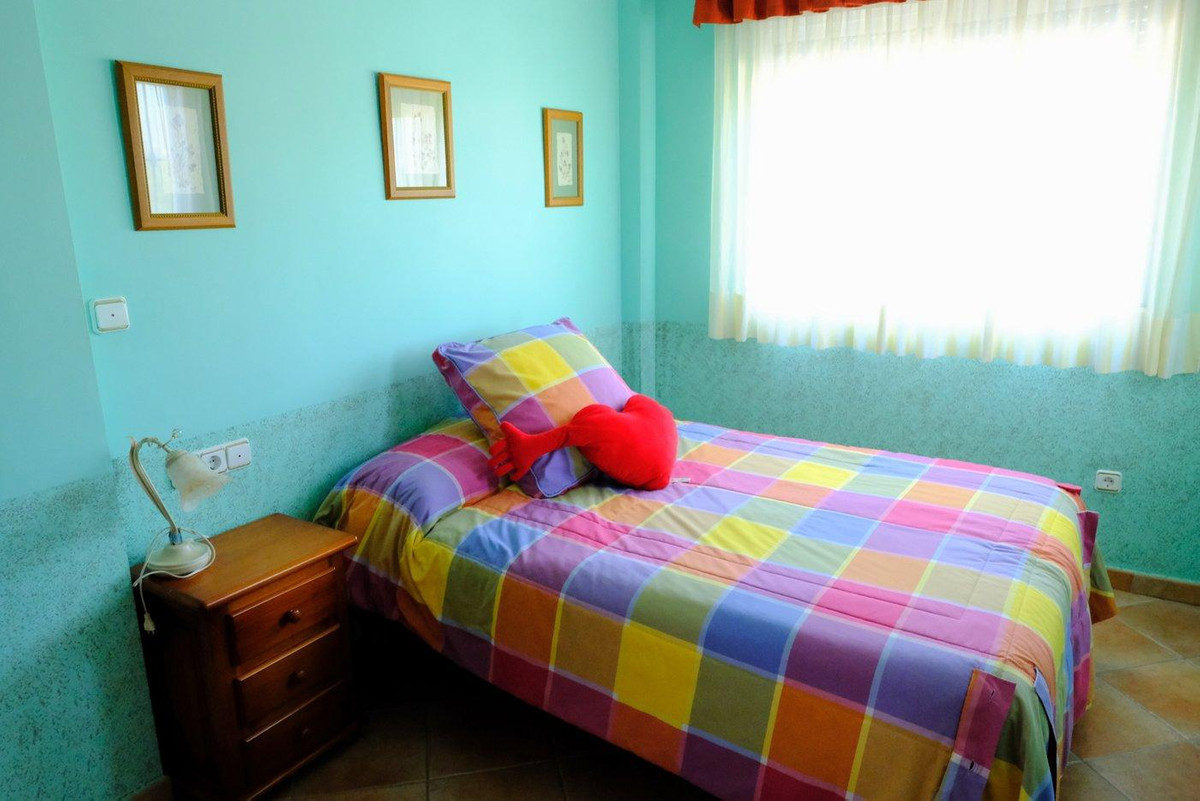 5 Bed Townhouse for sale in Orihuela Costa Blanca, Alicante, Spain
