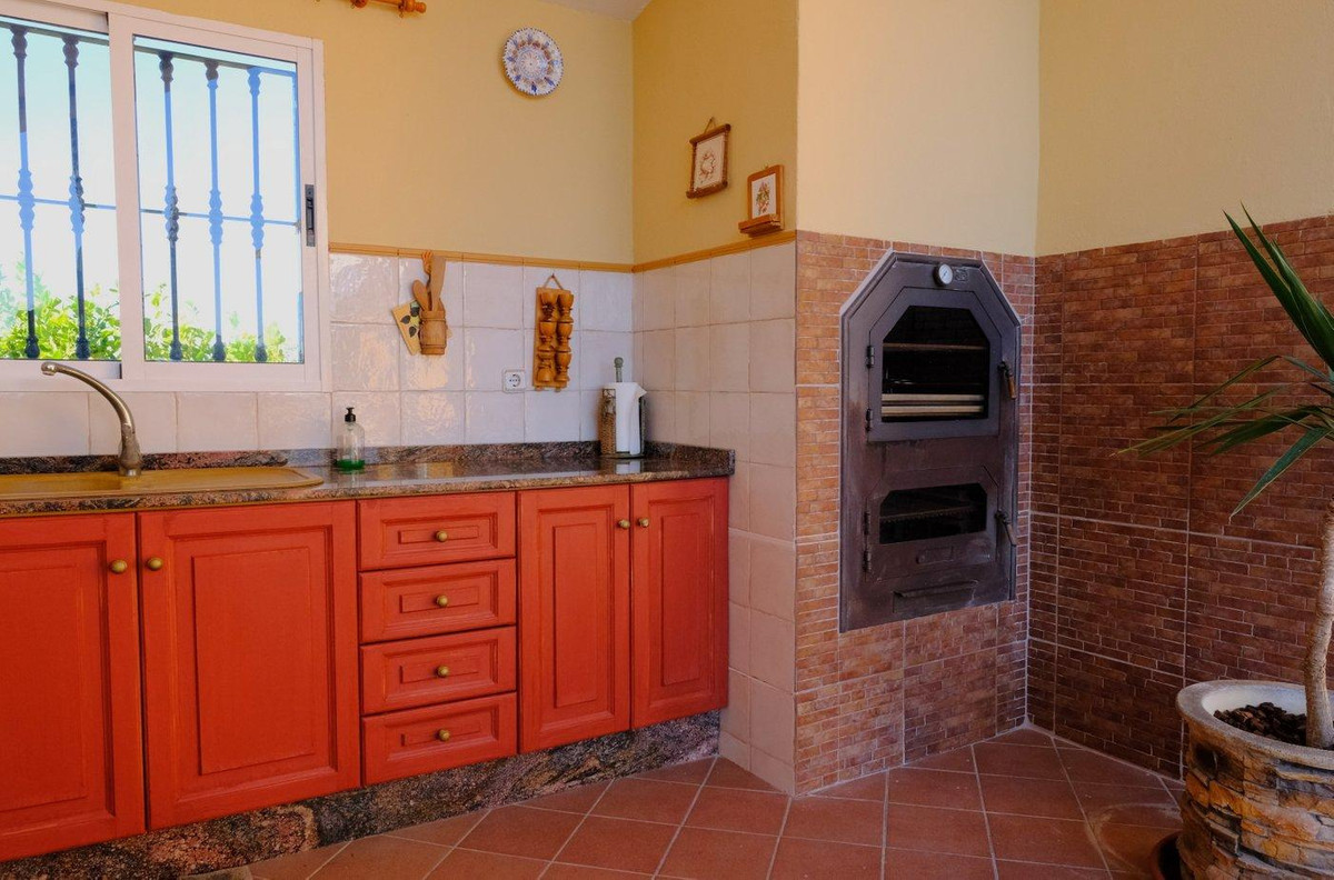 5 Bed Townhouse for sale in Orihuela Costa Blanca, Alicante, Spain