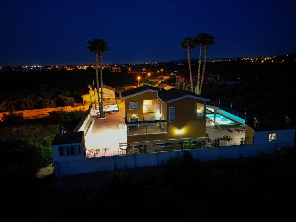 5 Bed Townhouse for sale in Orihuela Costa Blanca, Alicante, Spain