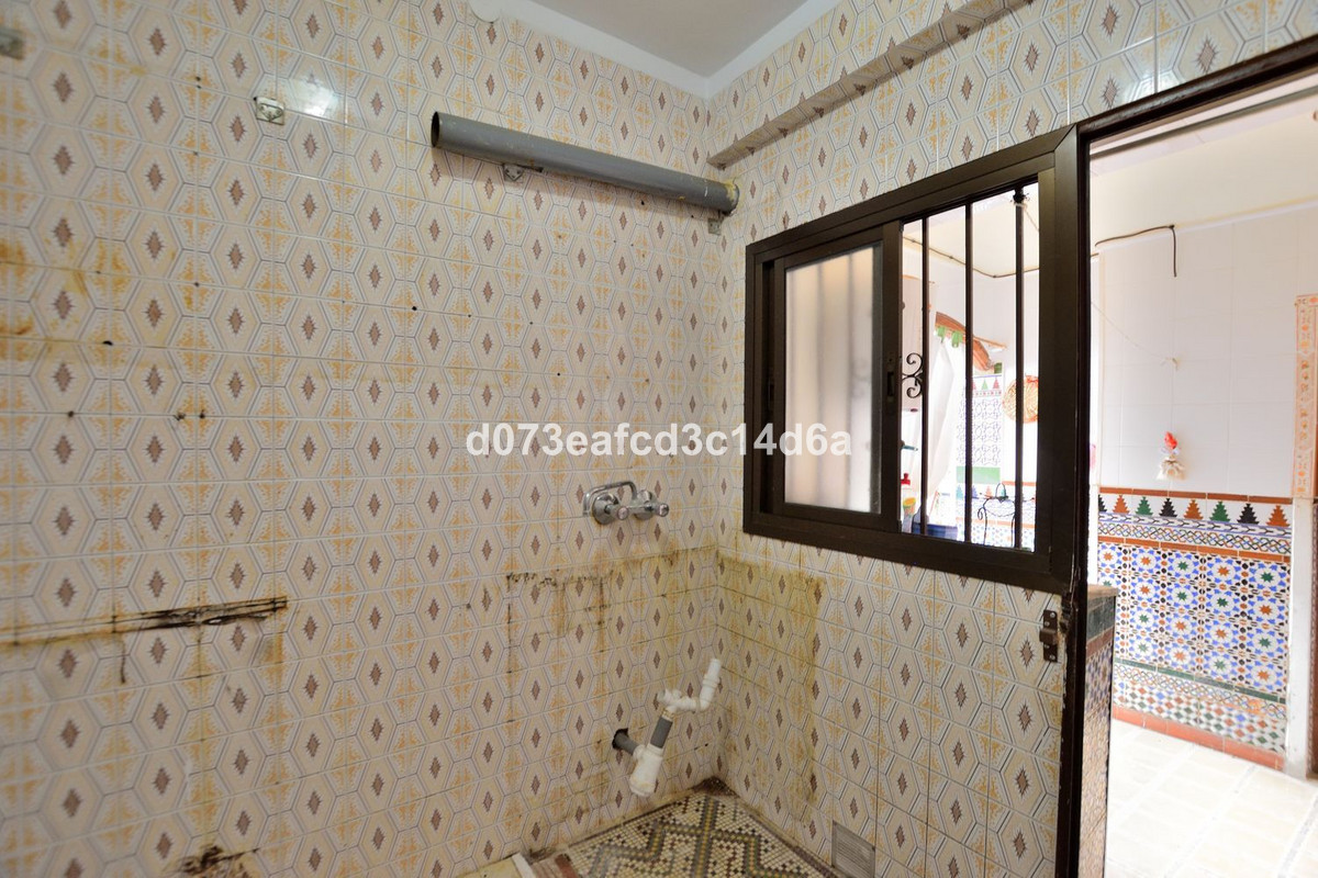 2 Bed Townhouse for sale in Ronda Costa Del Sol, Málaga, Spain
