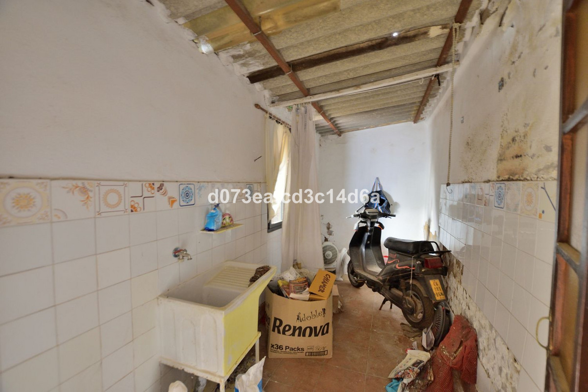 2 Bed Townhouse for sale in Ronda Costa Del Sol, Málaga, Spain