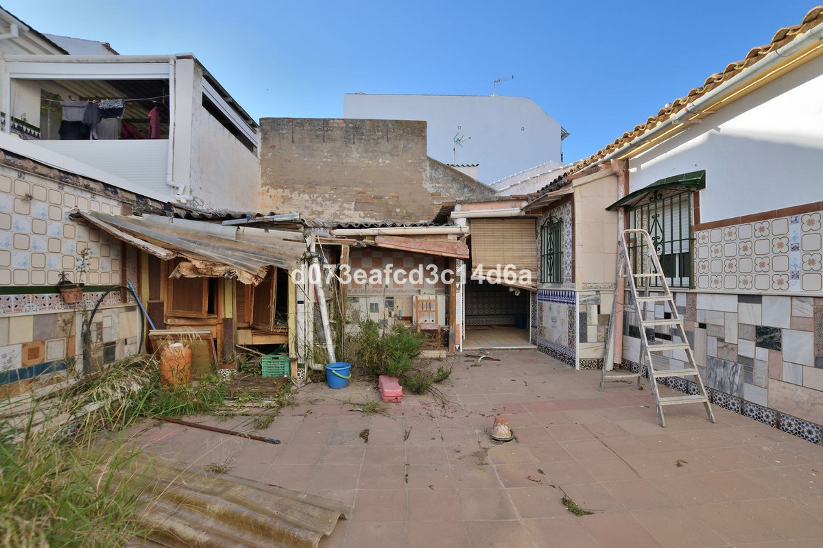 2 Bed Townhouse for sale in Ronda Costa Del Sol, Málaga, Spain