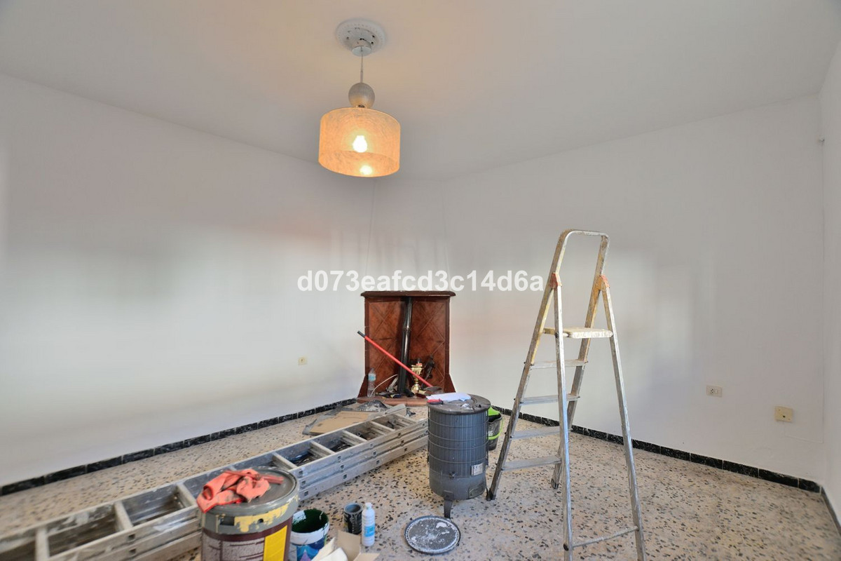 2 Bed Townhouse for sale in Ronda Costa Del Sol, Málaga, Spain