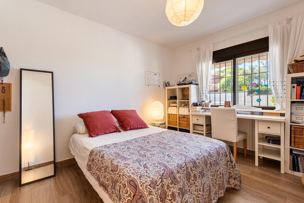 5 Bed Townhouse for sale in Marbella Costa Del Sol, Málaga, Spain