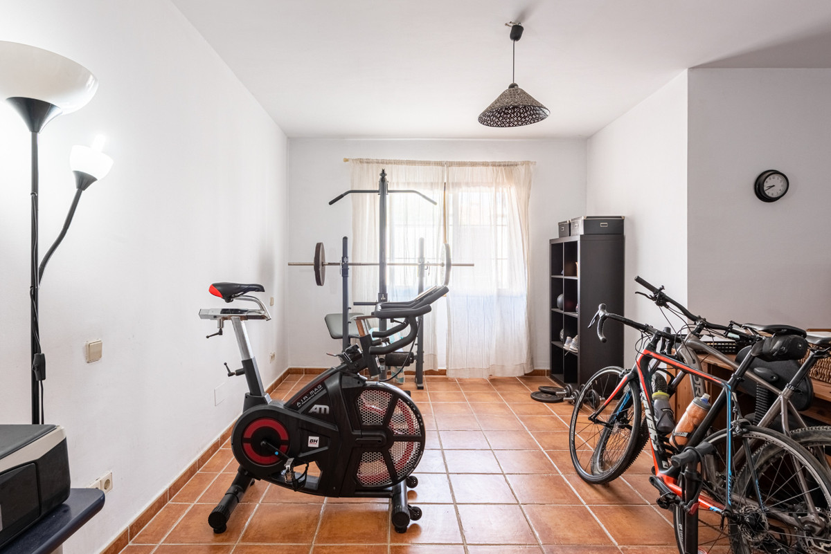 5 Bed Townhouse for sale in Marbella Costa Del Sol, Málaga, Spain