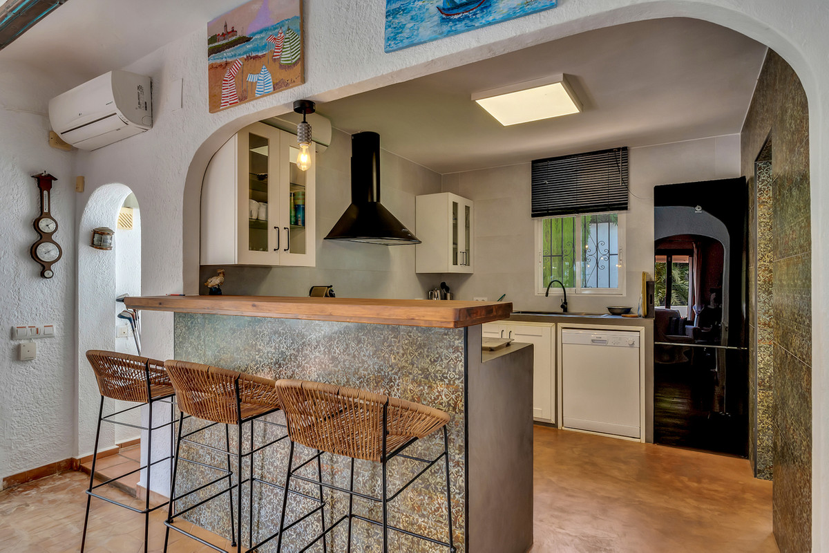 4 Bed Townhouse for sale in Javea Costa Blanca, Alicante, Spain