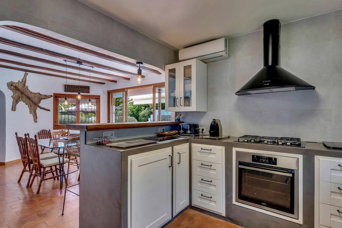 4 Bed Townhouse for sale in Javea Costa Blanca, Alicante, Spain