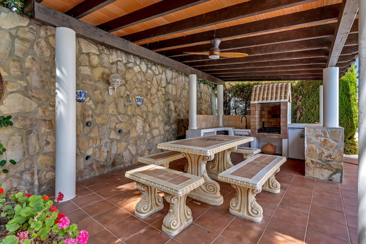 4 Bed Townhouse for sale in Javea Costa Blanca, Alicante, Spain