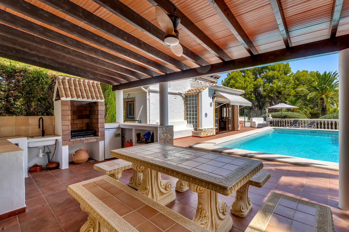 4 Bed Townhouse for sale in Javea Costa Blanca, Alicante, Spain