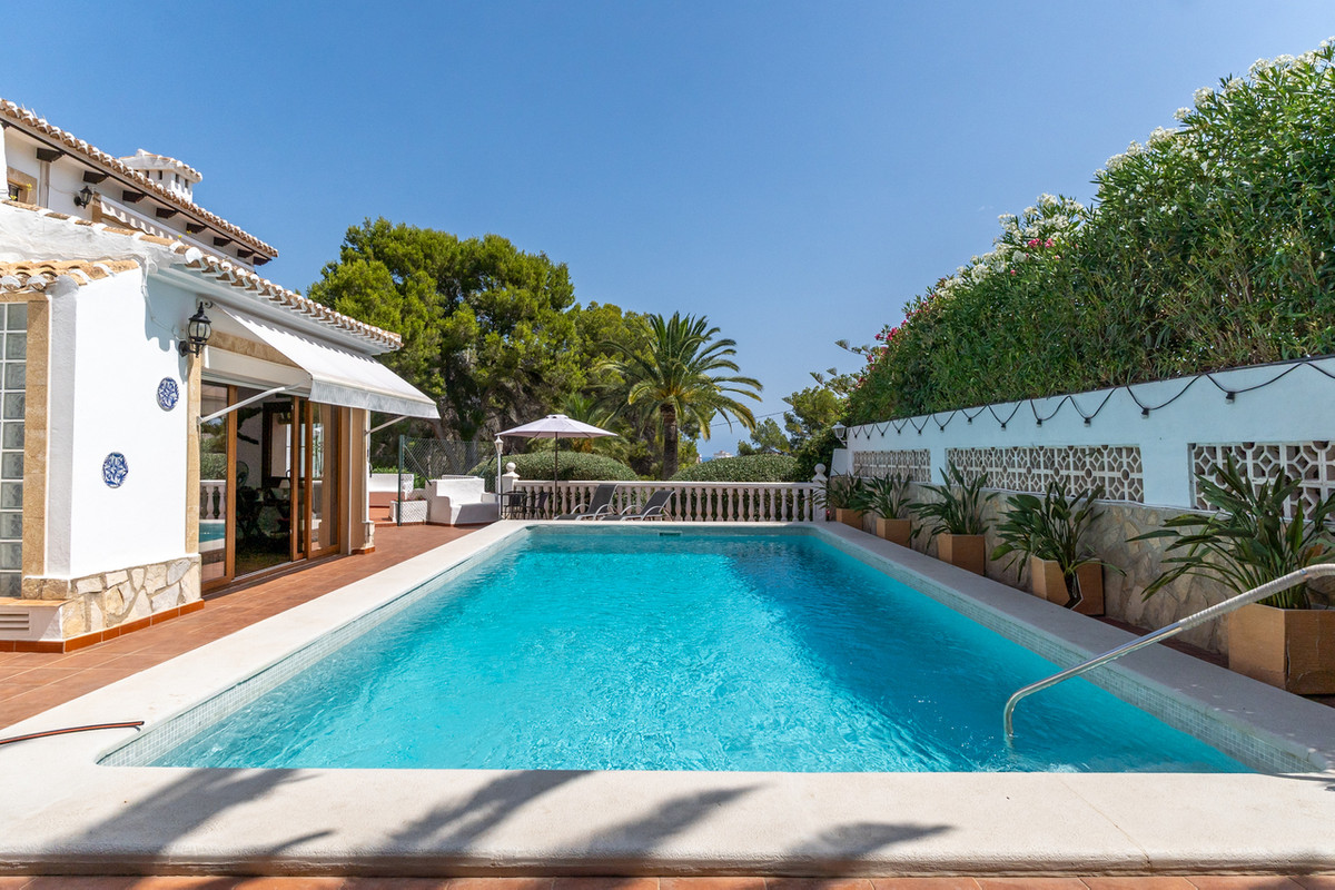 4 Bed Townhouse for sale in Javea Costa Blanca, Alicante, Spain