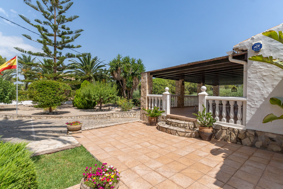 4 Bed Townhouse for sale in Javea Costa Blanca, Alicante, Spain