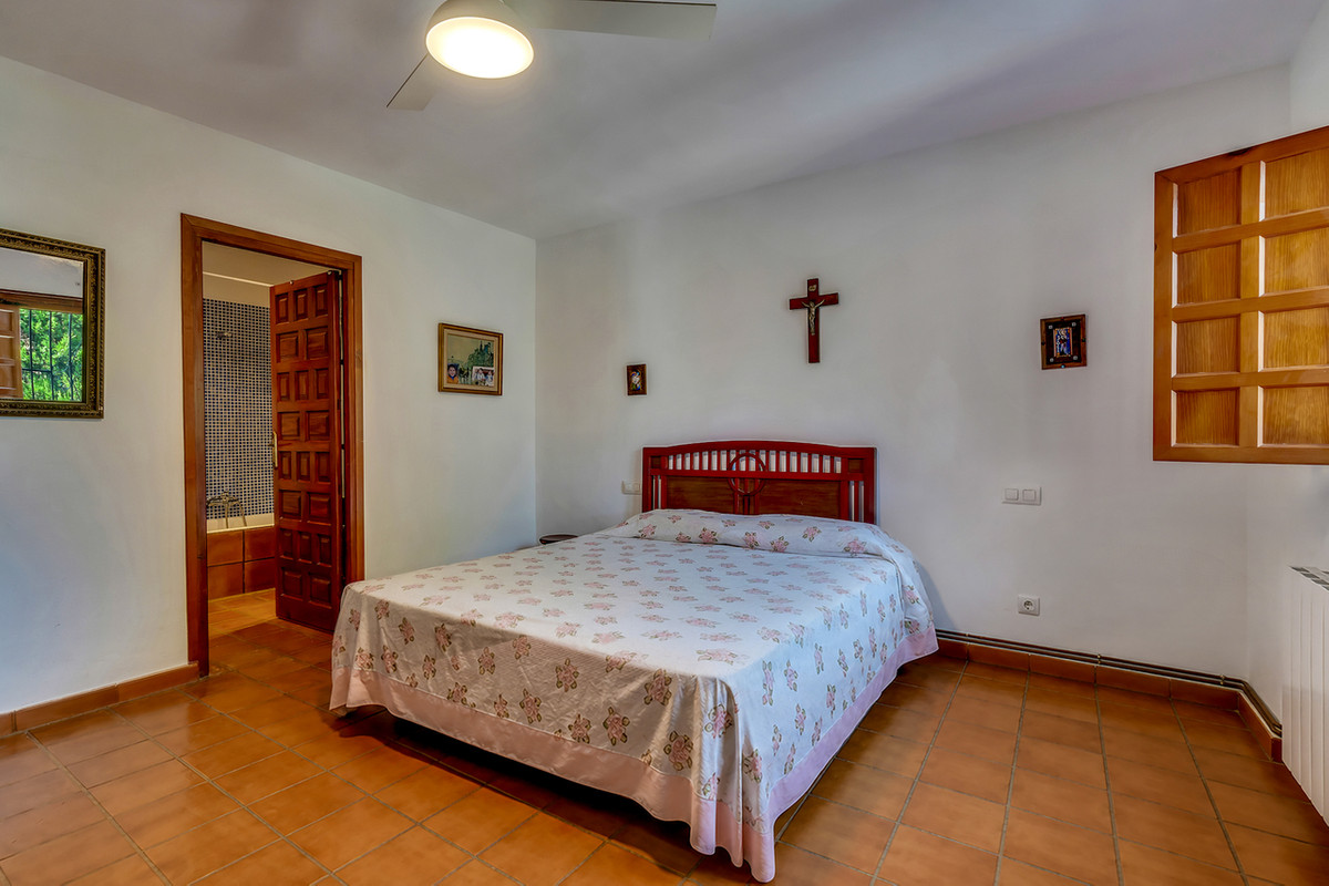 4 Bed Townhouse for sale in Javea Costa Blanca, Alicante, Spain