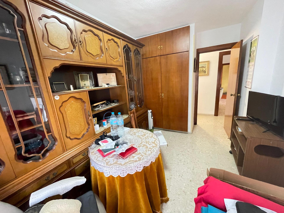 Se vende Apartamento Planta Media de 4 dormitorios en Costa Del Sol, Málaga, España