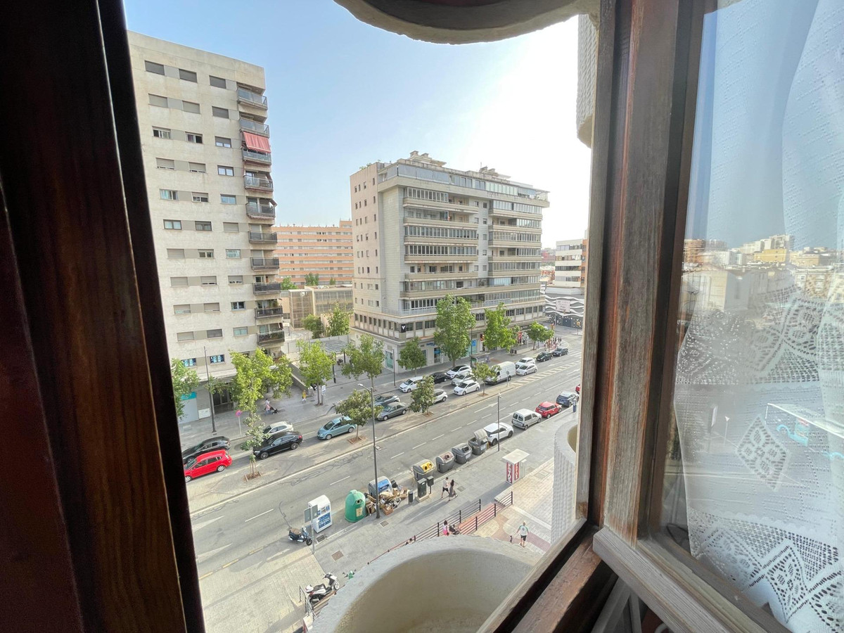 Se vende Apartamento Planta Media de 4 dormitorios en Costa Del Sol, Málaga, España