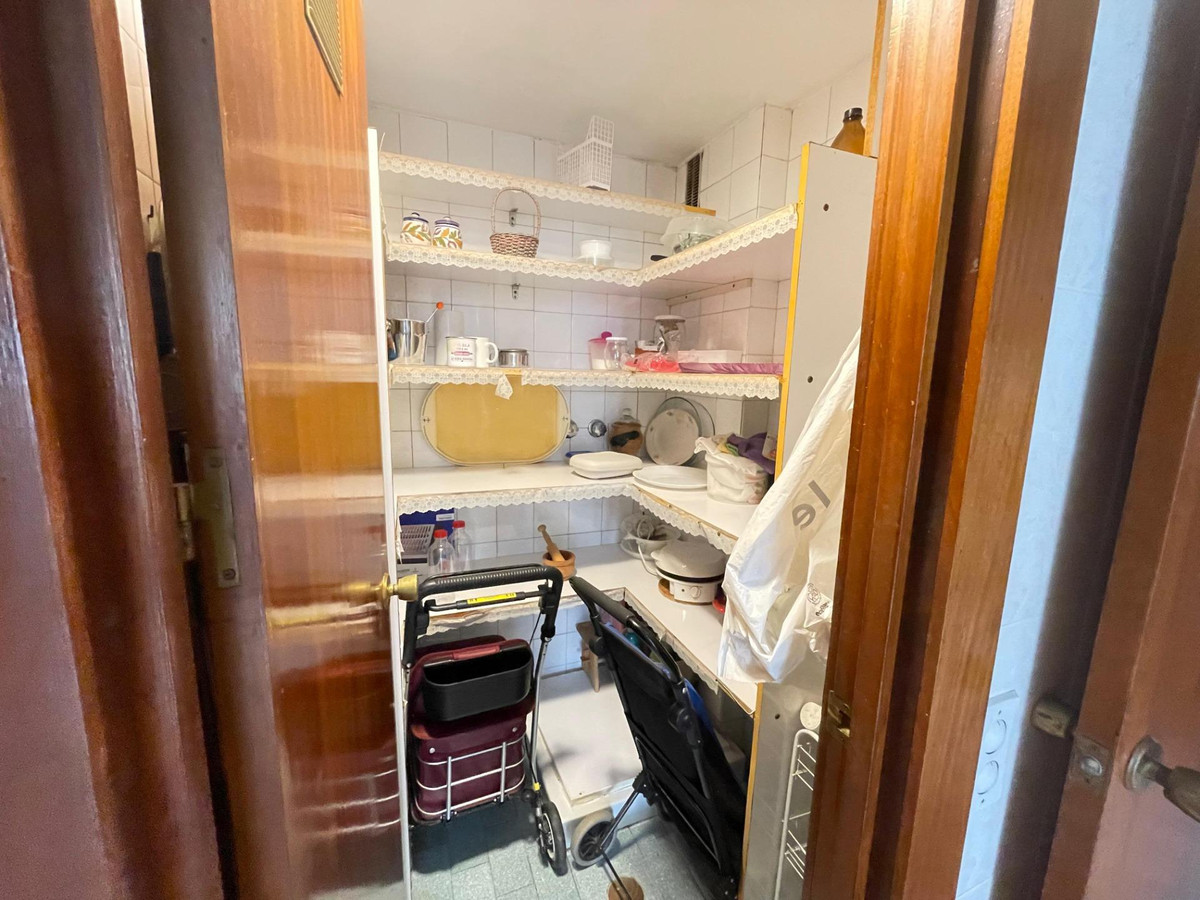 Se vende Apartamento Planta Media de 4 dormitorios en Costa Del Sol, Málaga, España