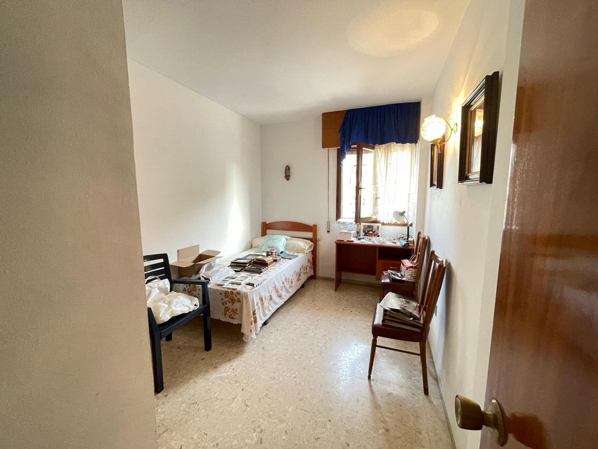 Se vende Apartamento Planta Media de 4 dormitorios en Costa Del Sol, Málaga, España