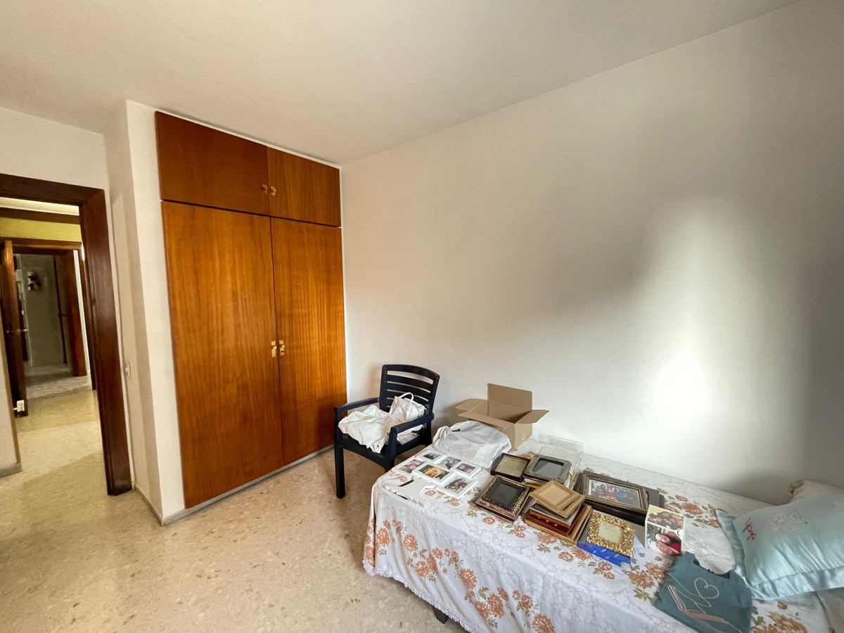 Se vende Apartamento Planta Media de 4 dormitorios en Costa Del Sol, Málaga, España
