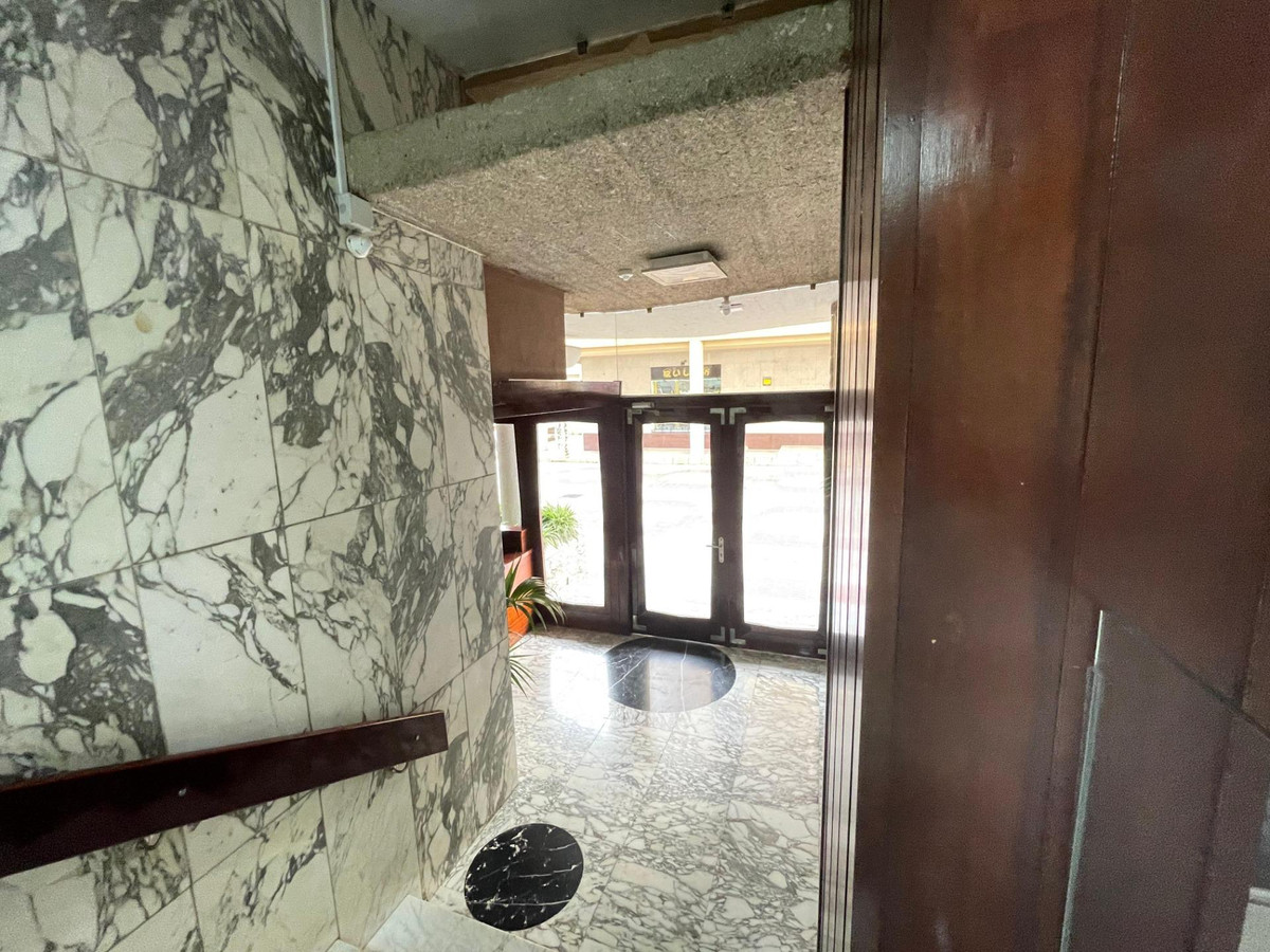 Se vende Apartamento Planta Media de 4 dormitorios en Costa Del Sol, Málaga, España
