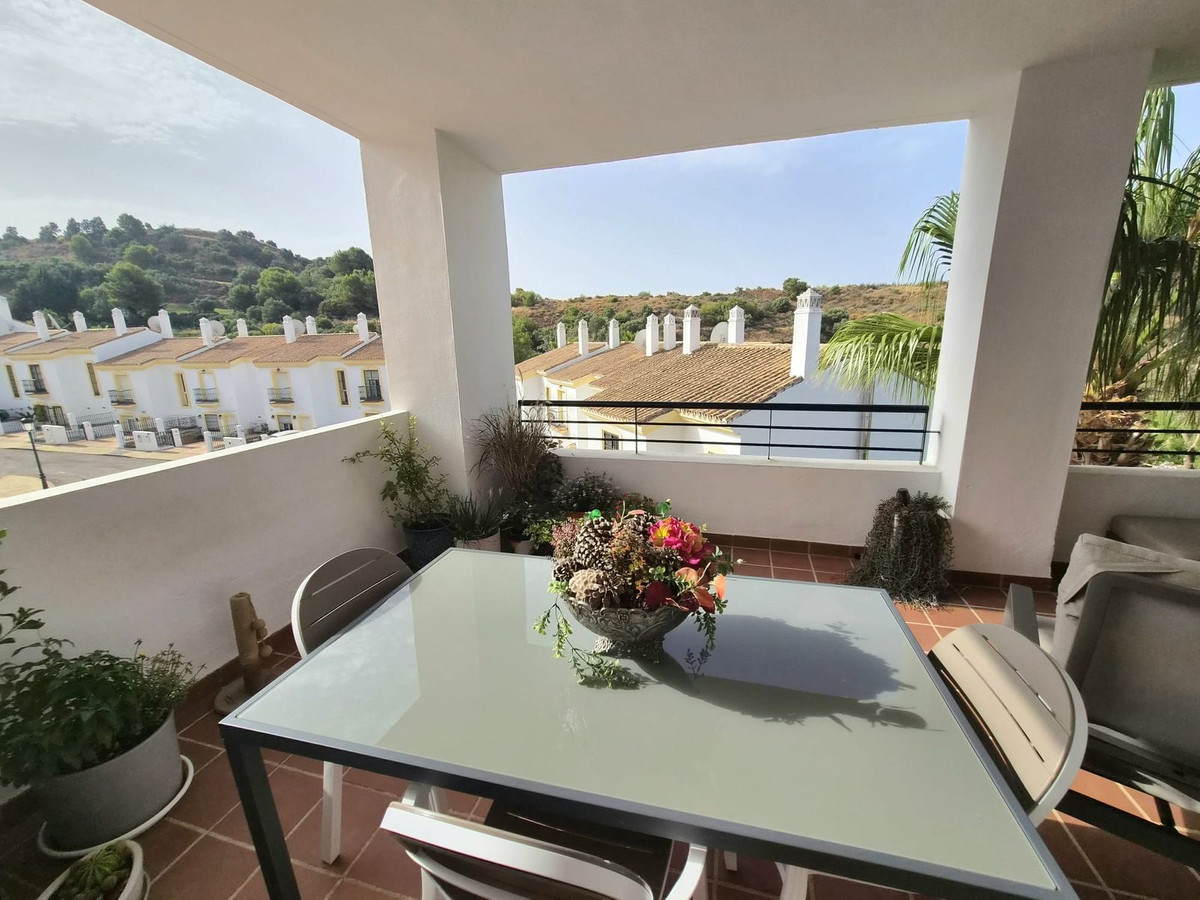 3 Bed Apartment for sale in Alhaurin Golf Costa Del Sol, Málaga, Spain