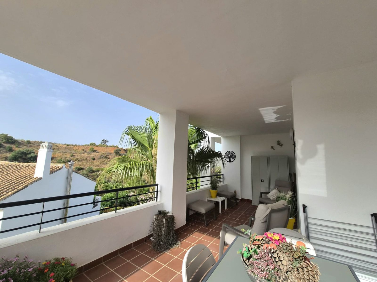 3 Bed Apartment for sale in Alhaurin Golf Costa Del Sol, Málaga, Spain