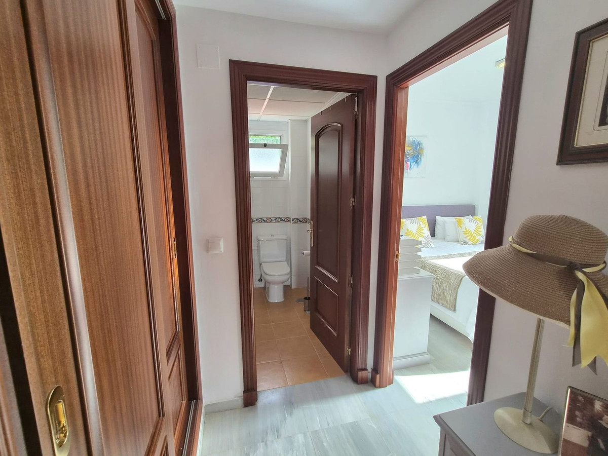 3 Bed Apartment for sale in Alhaurin Golf Costa Del Sol, Málaga, Spain