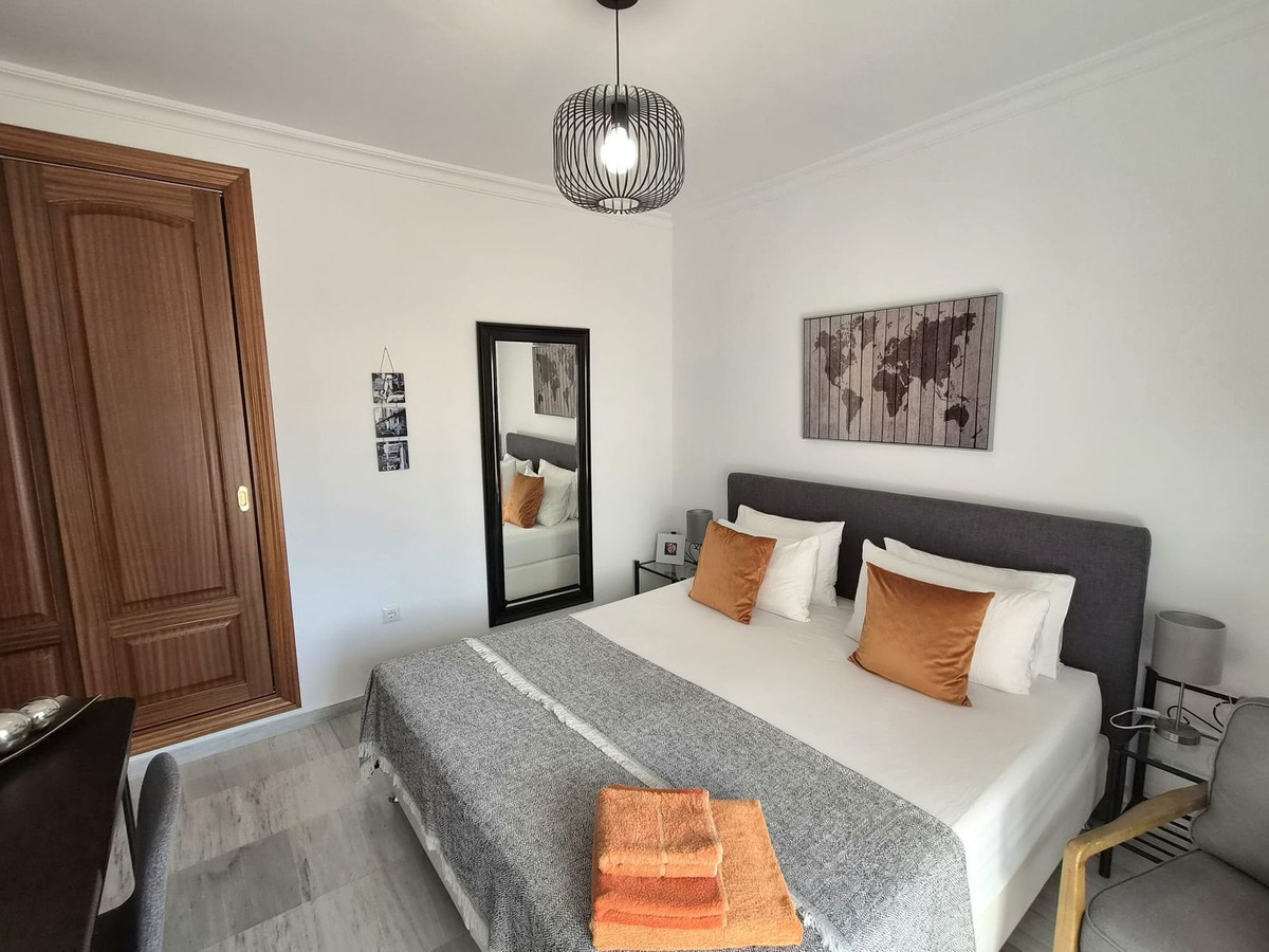 3 Bed Apartment for sale in Alhaurin Golf Costa Del Sol, Málaga, Spain