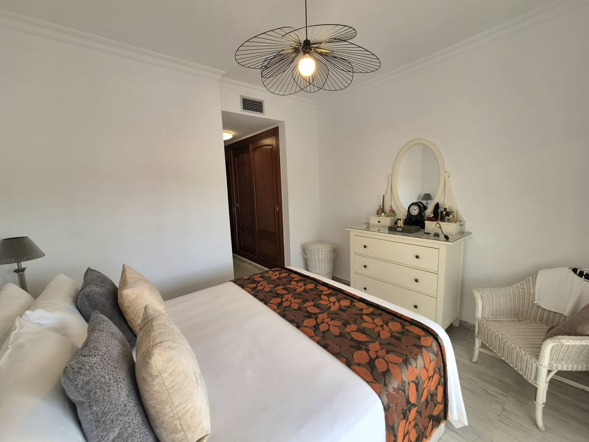 3 Bed Apartment for sale in Alhaurin Golf Costa Del Sol, Málaga, Spain
