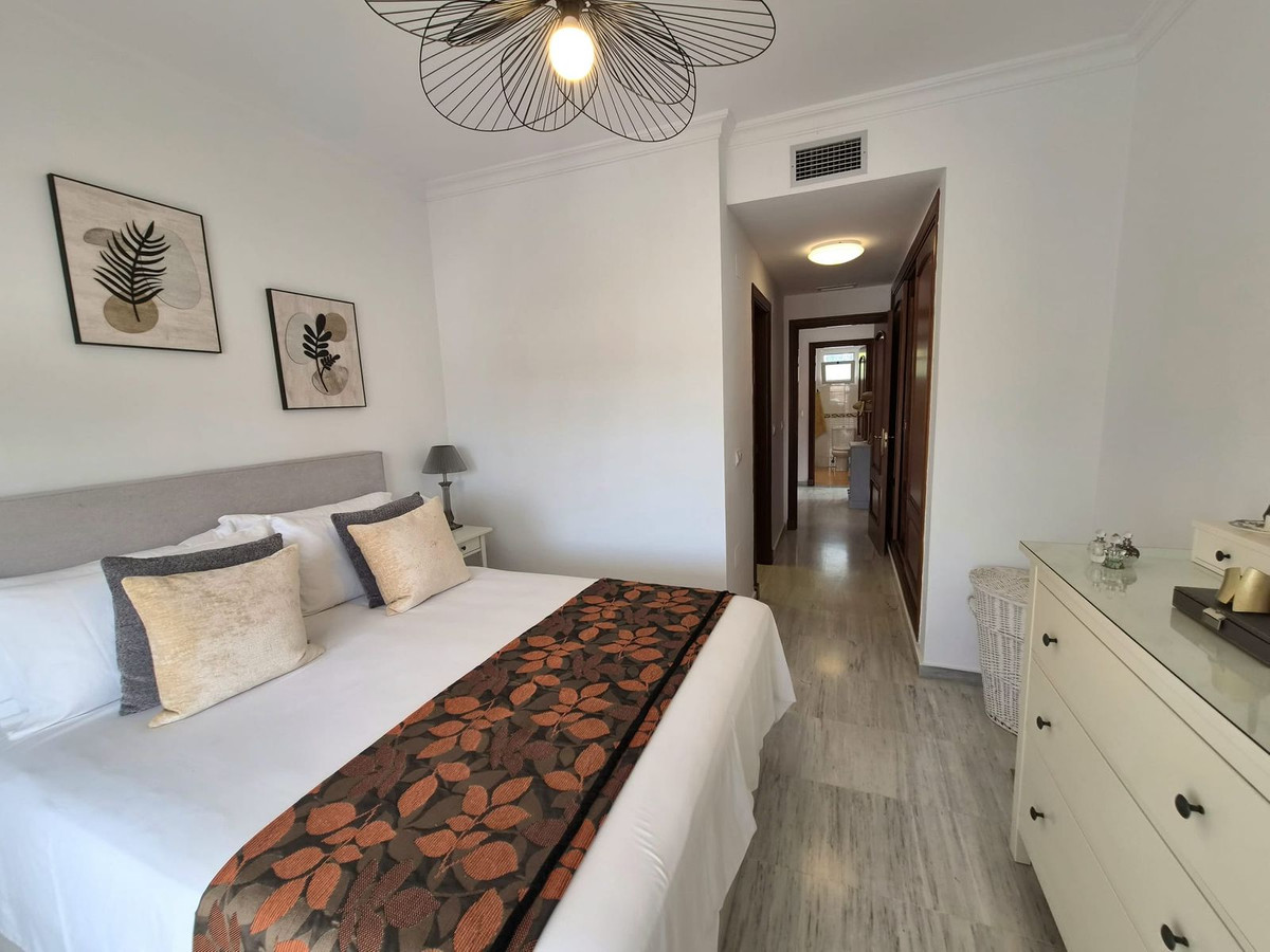 3 Bed Apartment for sale in Alhaurin Golf Costa Del Sol, Málaga, Spain