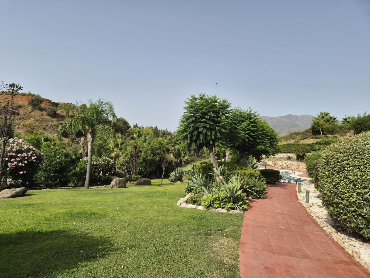 3 Bed Apartment for sale in Alhaurin Golf Costa Del Sol, Málaga, Spain