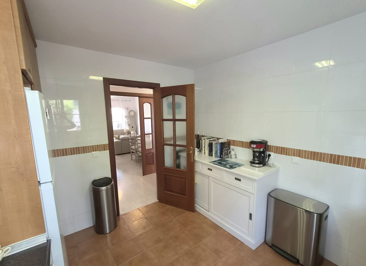 3 Bed Apartment for sale in Alhaurin Golf Costa Del Sol, Málaga, Spain