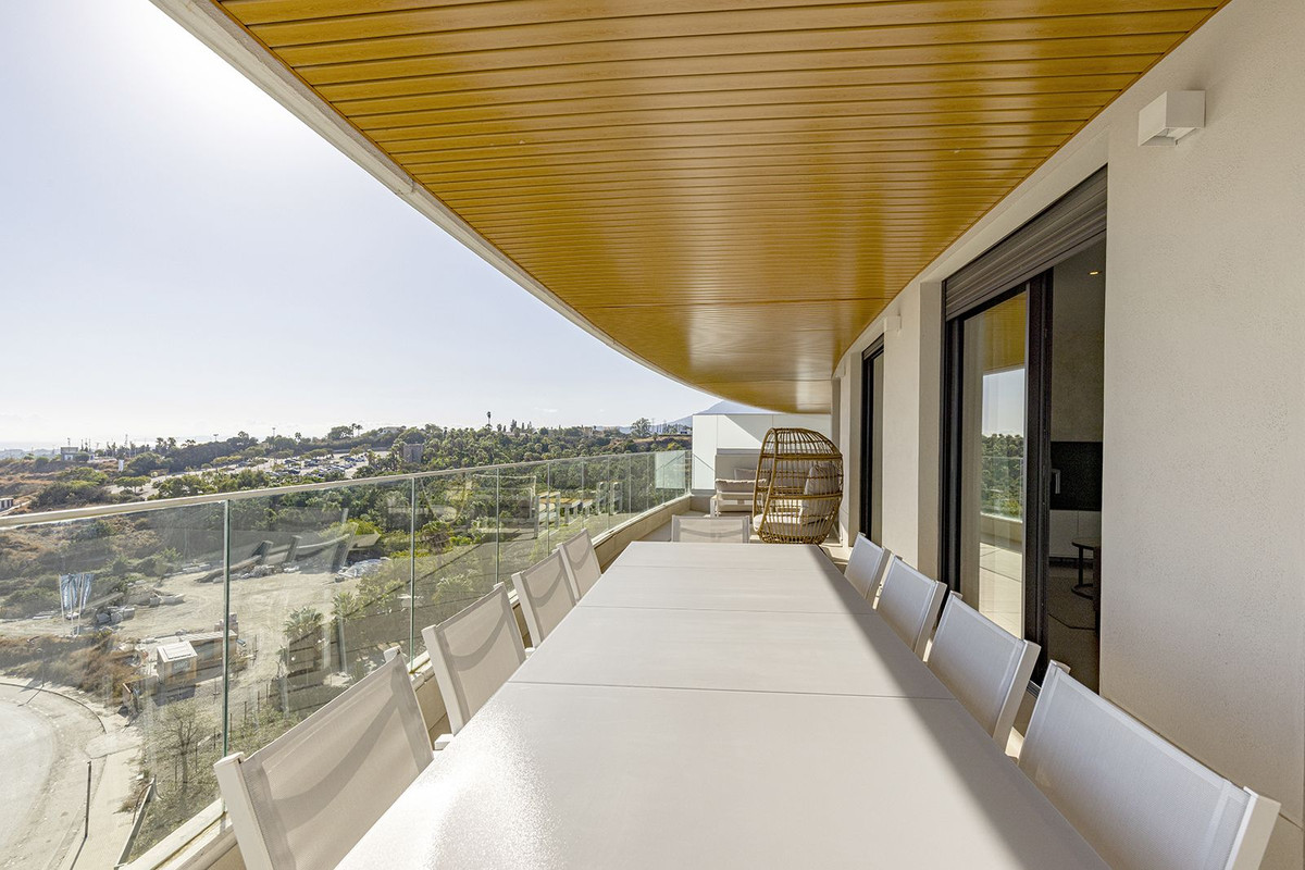 Se vende Apartamento Planta Media de 3 dormitorios en Costa Del Sol, Málaga, España