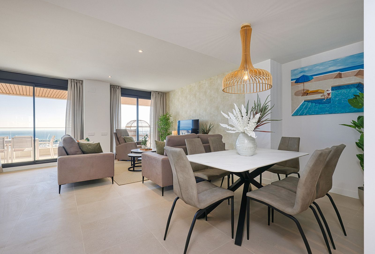 Se vende Apartamento Planta Media de 3 dormitorios en Costa Del Sol, Málaga, España