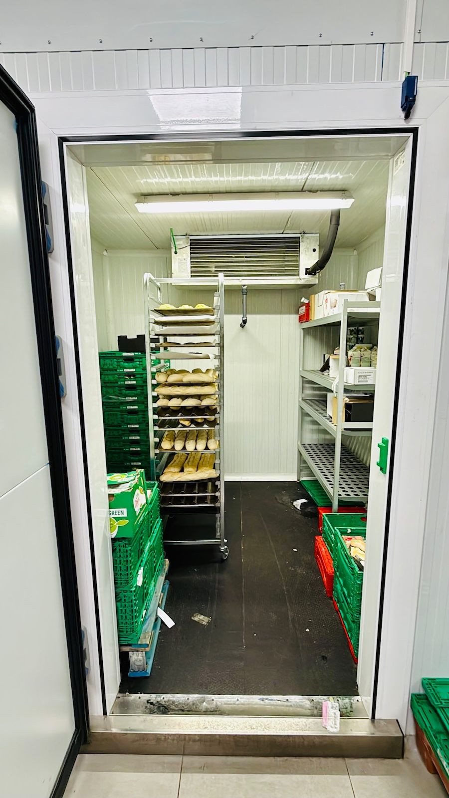 1 Bed Commercial unit for sale in Torremolinos Costa Del Sol, Málaga, Spain