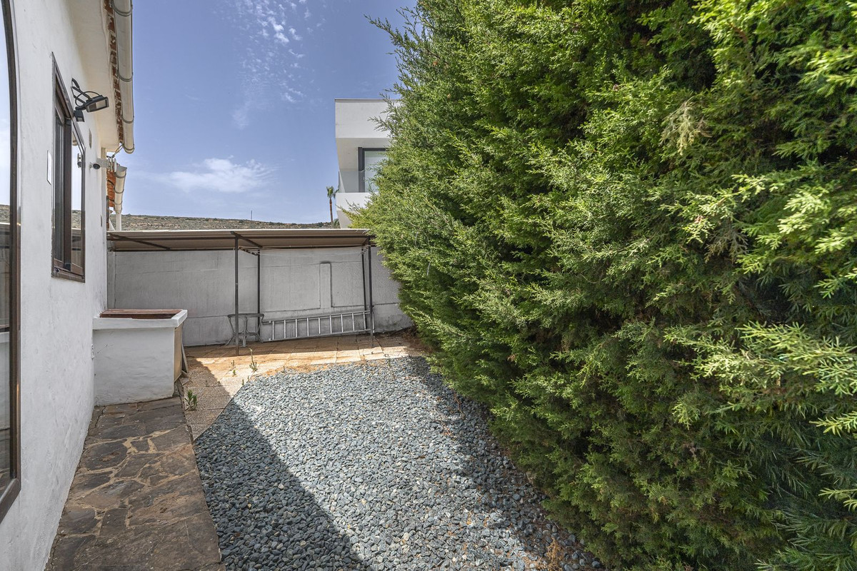 4 Bed Townhouse for sale in Punta Chullera Costa Del Sol, Málaga, Spain