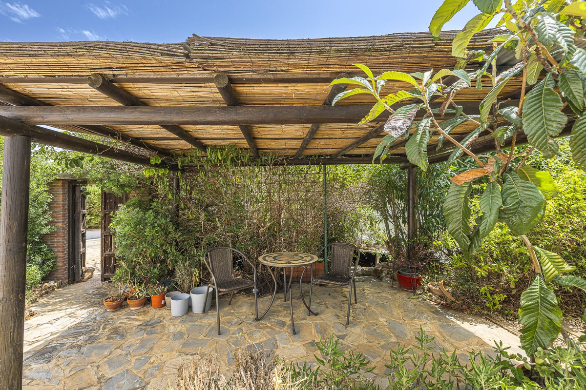 4 Bed Townhouse for sale in Punta Chullera Costa Del Sol, Málaga, Spain