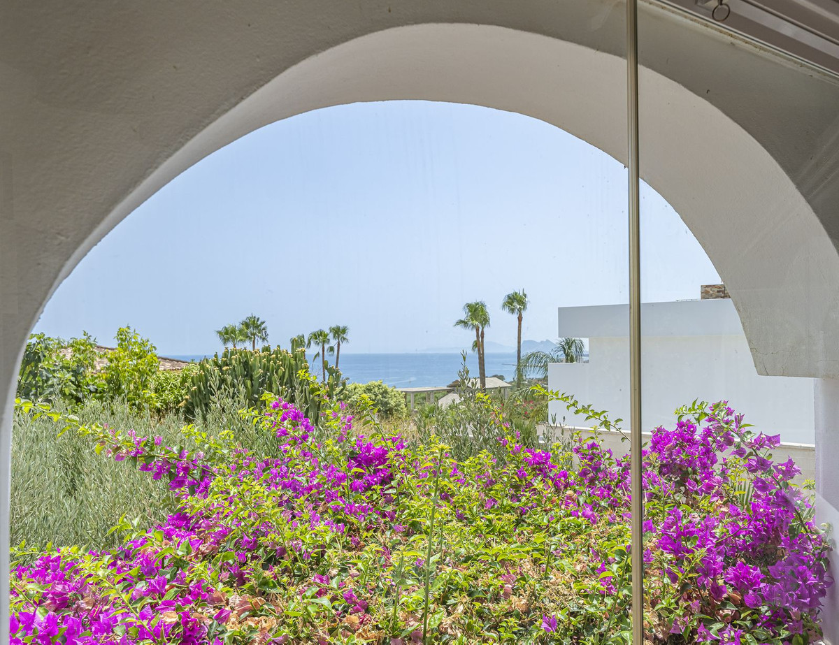 4 Bed Townhouse for sale in Punta Chullera Costa Del Sol, Málaga, Spain