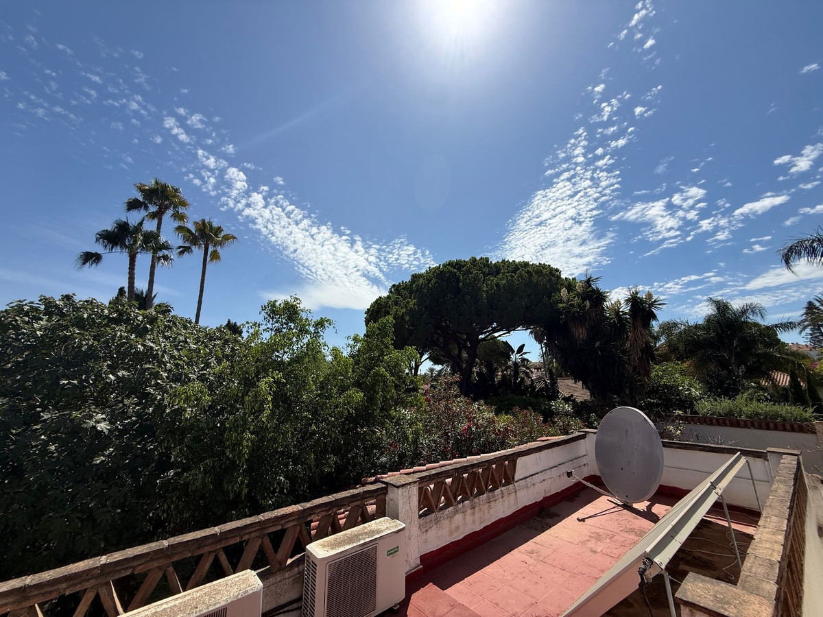 2 Bed Townhouse for sale in Marbesa Costa Del Sol, Málaga, Spain