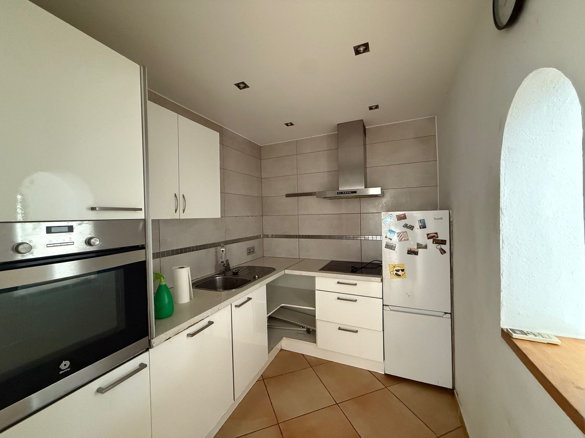 2 Bed Townhouse for sale in Marbesa Costa Del Sol, Málaga, Spain