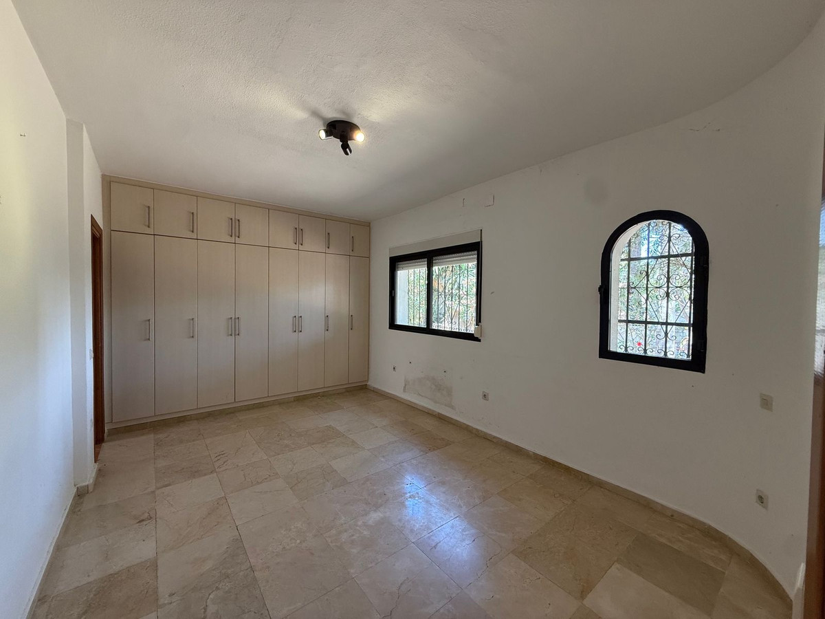 2 Bed Townhouse for sale in Marbesa Costa Del Sol, Málaga, Spain
