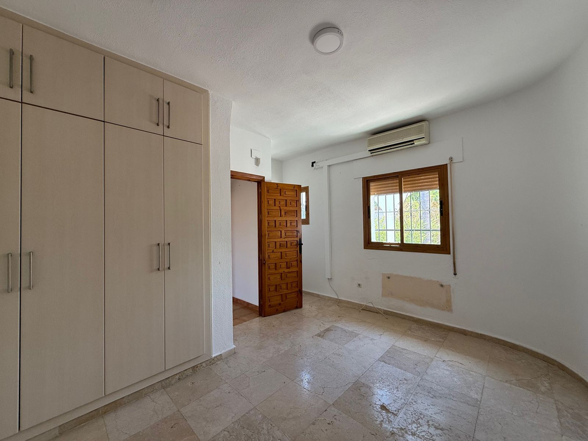 2 Bed Townhouse for sale in Marbesa Costa Del Sol, Málaga, Spain