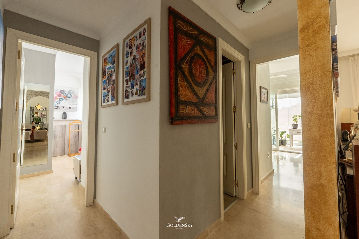 Se vende Apartamento Planta Media de 3 dormitorios en Costa Del Sol, Málaga, España