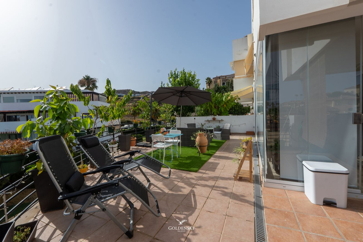 Se vende Apartamento Planta Media de 3 dormitorios en Costa Del Sol, Málaga, España