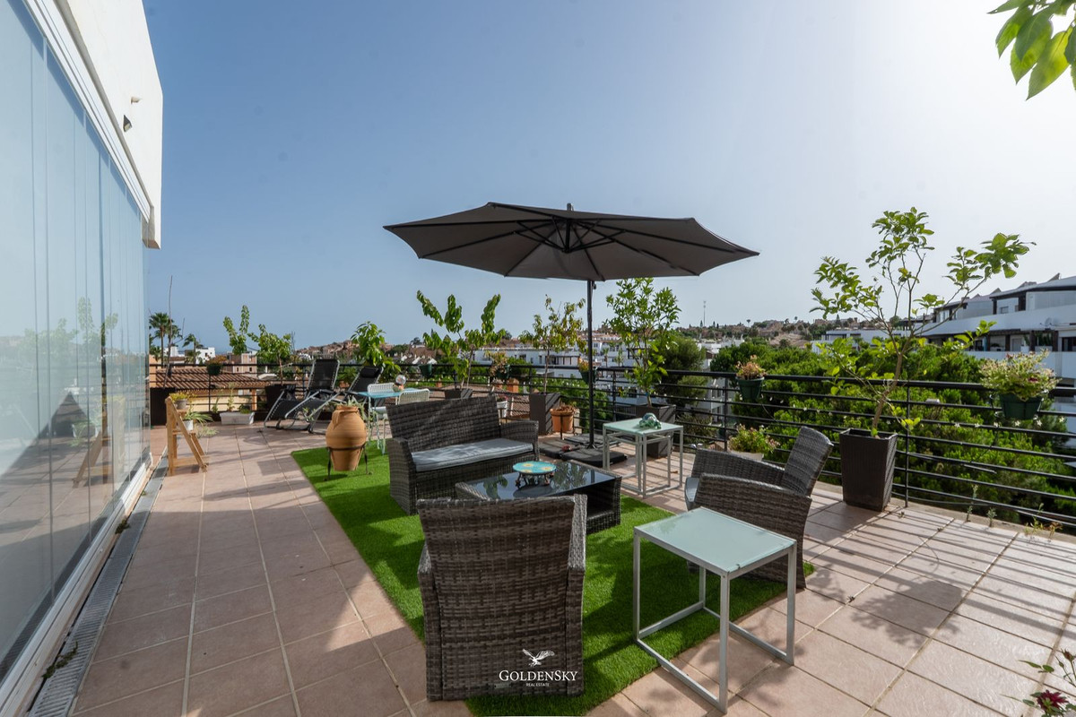 Se vende Apartamento Planta Media de 3 dormitorios en Costa Del Sol, Málaga, España