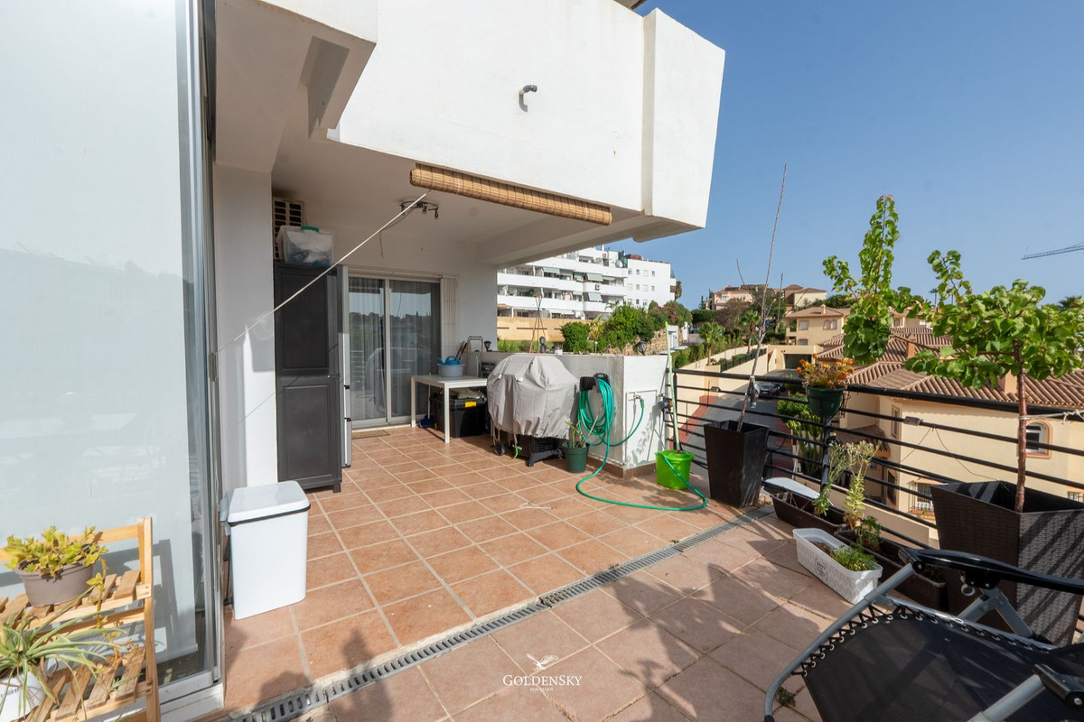 Se vende Apartamento Planta Media de 3 dormitorios en Costa Del Sol, Málaga, España